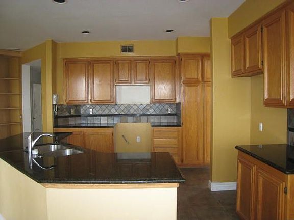 3rd image of 40 Villa Milano