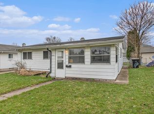 2122 S Arnold St, South Bend, IN 46613