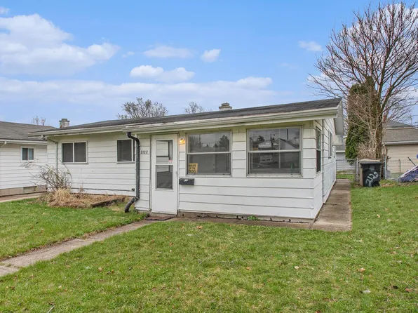 2122 S Arnold St, South Bend, IN 46613