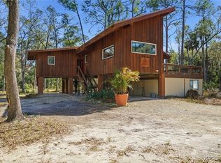 3490 SE 193rd Pl, Yankeetown, FL 34498