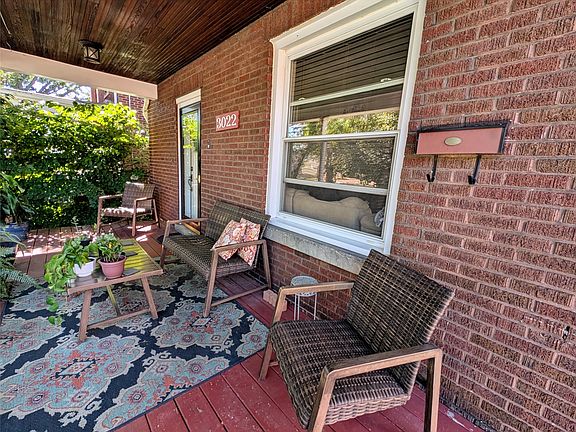3rd image of 3022 Plum St