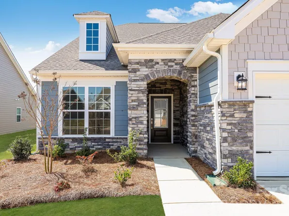 2287 Moon Crest Rd #143, Lancaster, SC 29720
