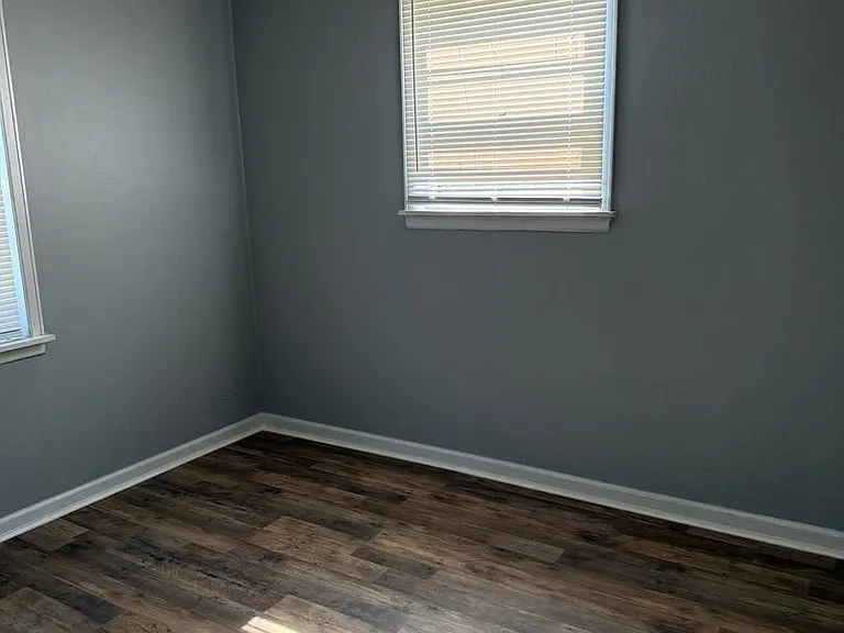 2928 Ashby Rd — Photo 9