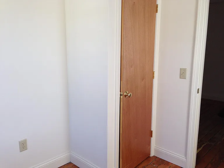 14 Bright St #3 — Photo 7