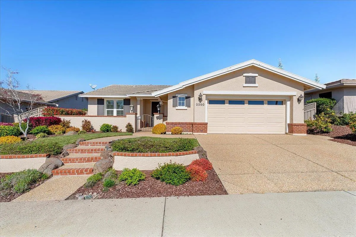 2360 Rubicon Ln photo 1