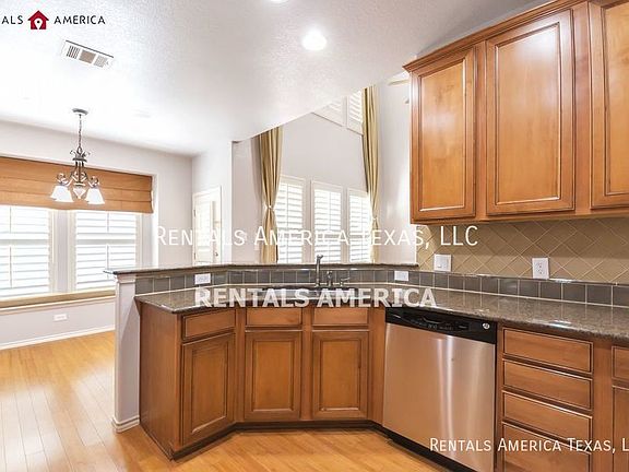 2nd image of 2966 Tuscany Way
