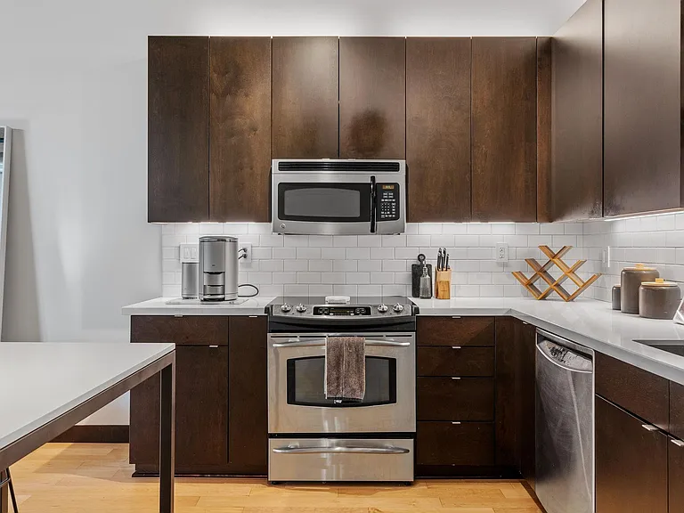 618 Washington Ave N #306 — Photo 16