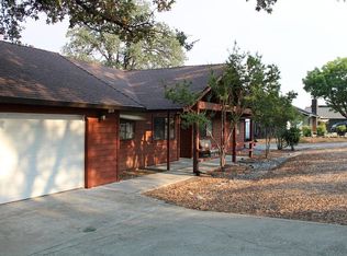 8869 Olney Park Dr, Redding, CA 96001