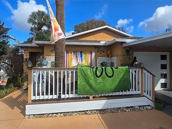 3rd image of 1506 E 28TH AVENUE