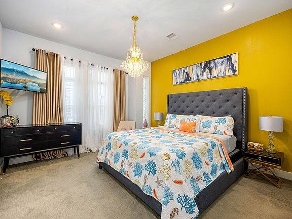 4th image of 5815 Fairdale Ln #5815C