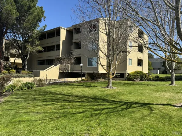 1453 Neotomas AVE APT 104, Santa Rosa, CA 95405