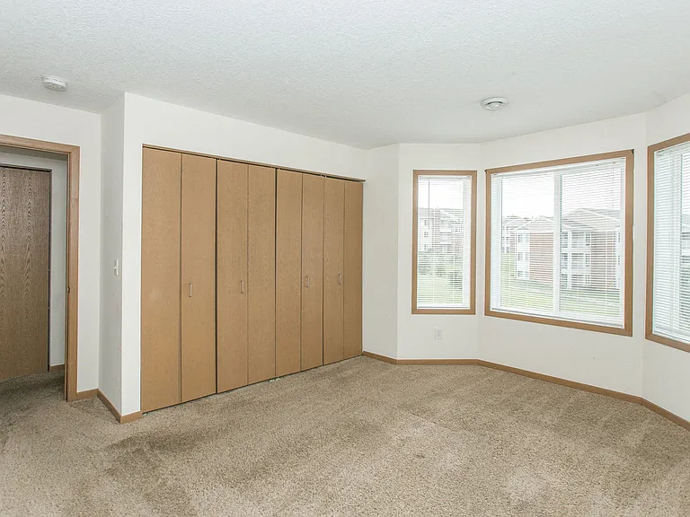 Cinnamon Ridge Apartments — Photo 24