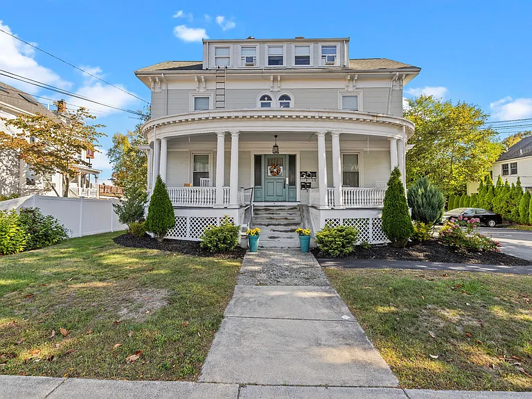 48 Warren Ave #3 — Photo 4