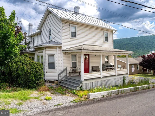 104 Dogwood, Franklin, WV 26807
