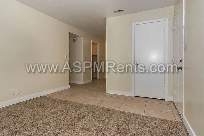 297 E Hill Ave #16 — Photo 13