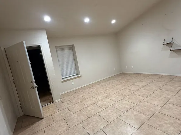 Railhead, 824-930 Railhead Dr #919, Ada, OK 74820