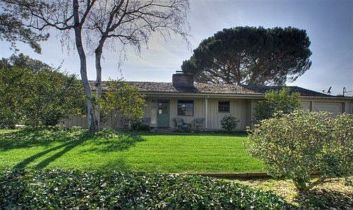 1st image of 211 W Floresta Way