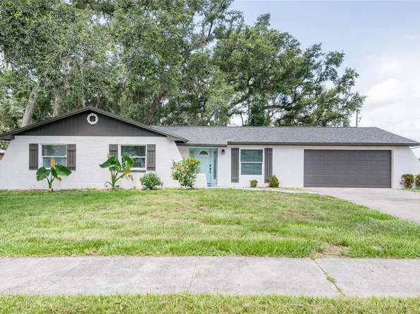 1008 Shangri La Dr, Seffner, FL 33584