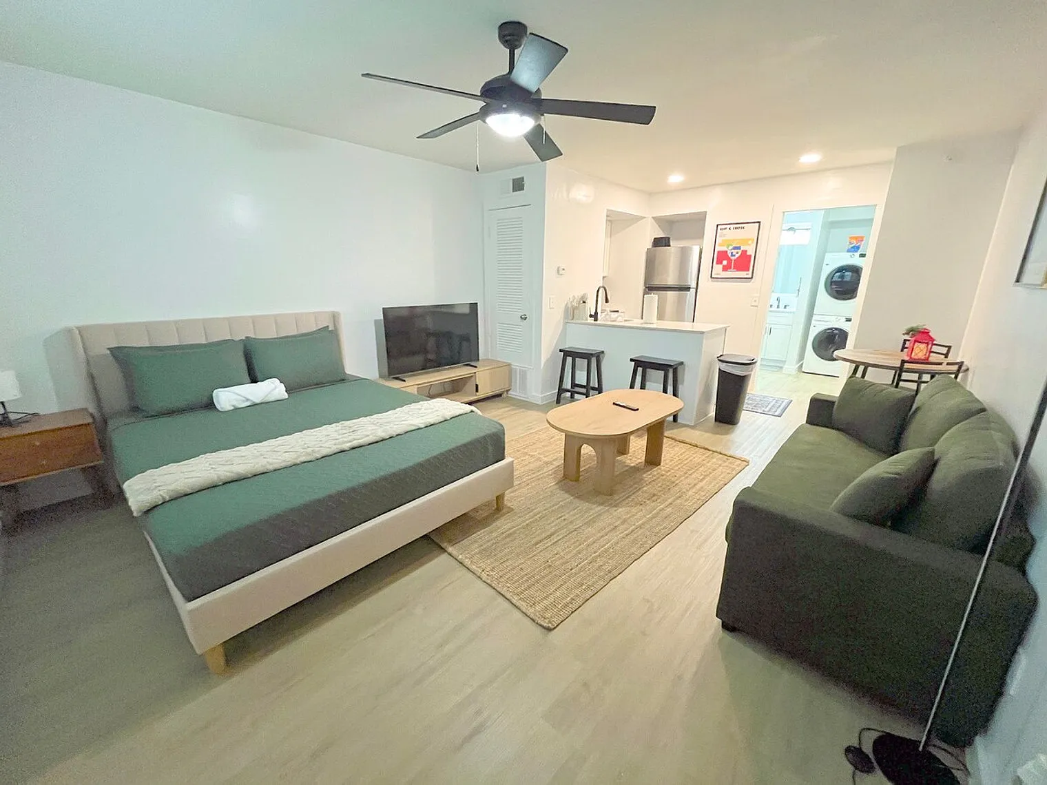 Studio, 1.0 bath, $2,354 — Photo 2