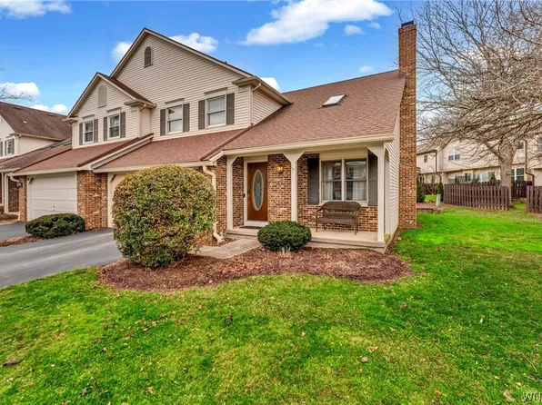 36 Marquette Dr, Rochester, NY 14618