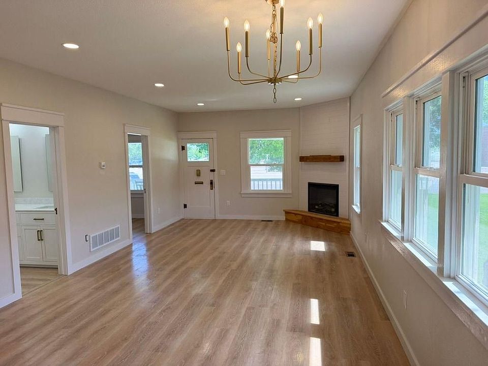 Living and dining room