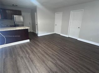 2333 Hayes St, Hollywood, FL 33020