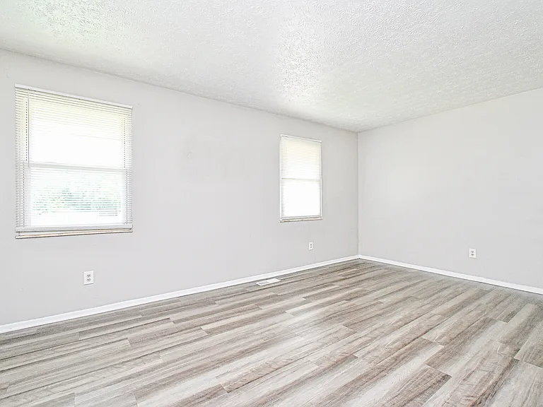 10943 Birchridge Dr — Photo 27