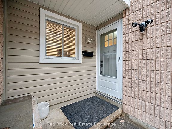 2nd image of 65 Glamis Rd #22