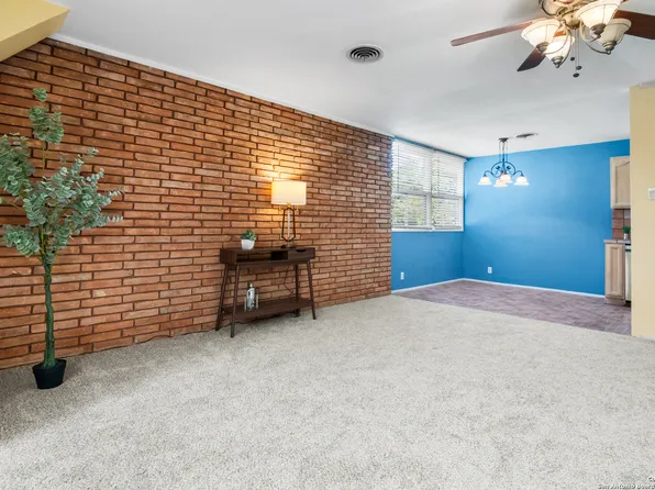 706 Kenilworth, San Antonio, TX 78209