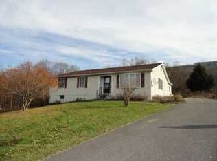 1108 Hendershot Rd, Warfordsburg, PA 17267