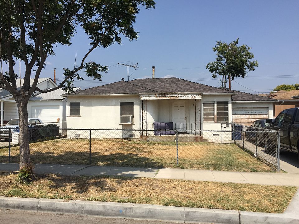 1st image of 826 N Doan Dr