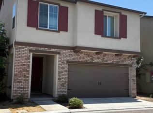 5422 W Santa Cruz Way, Fresno, CA 93722