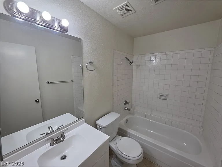4300 N Lamont St #232 — Photo 10