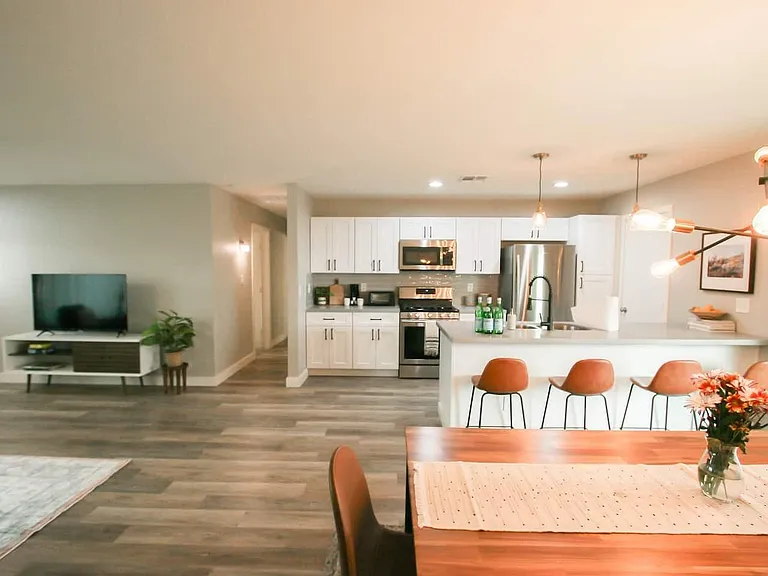 8743 E San Miguel Ave — Photo 1