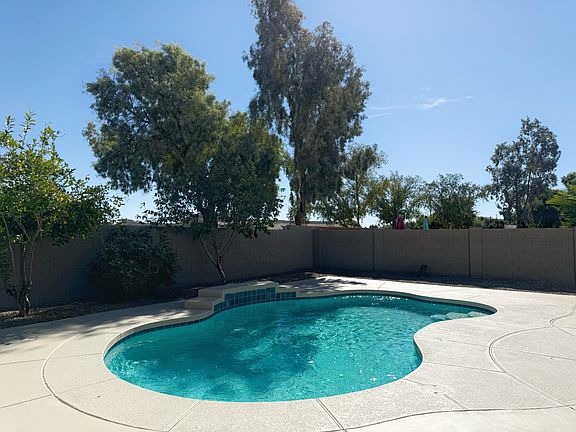 3rd image of 33105 N Sonoran Trl