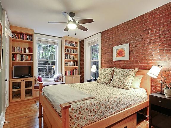 5th image of 311 W 97th St APT 2N