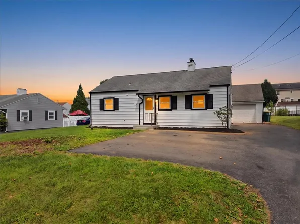 16 E Lane St, Easton, PA 18042