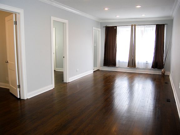 4th image of 6632 S Winchester Ave