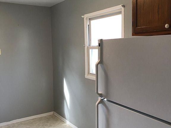 4th image of 5203 N Ogden Ave