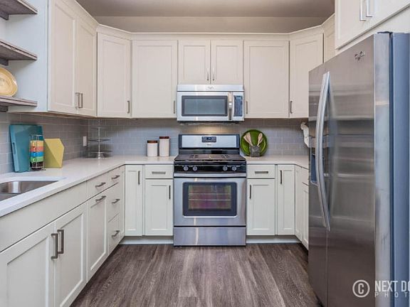4th image of 2005-2 Celadon Dr NE Unit 119