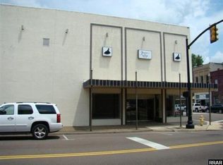 130 S 1st St, Union City, TN 38261