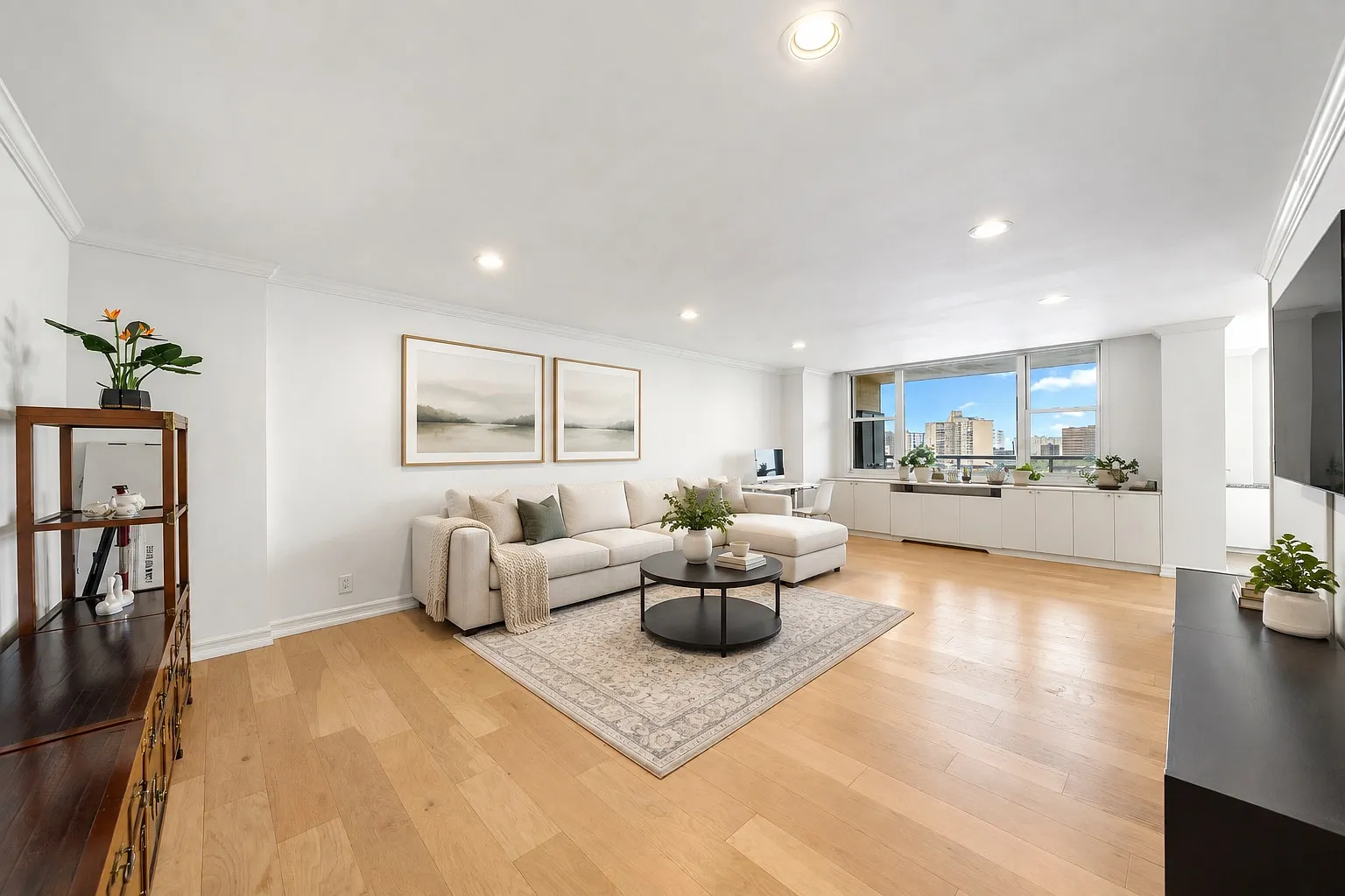 2 bed, $4,000 — Photo 4