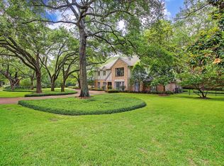 11403 Shadow Way St, Piney Point Village, TX 77024