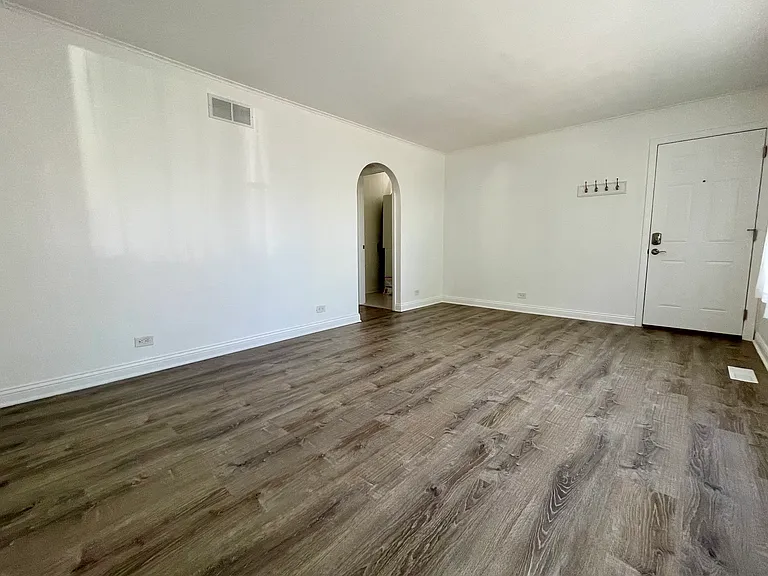4135 N Meade Ave #1 — Photo 4
