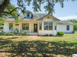 120 Woodlands Trl, San Marcos, TX 78666