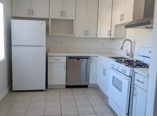 518 S Sierra Madre Blvd #9, Pasadena, CA 91107