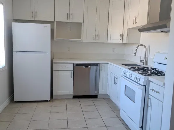 518 S Sierra Madre Blvd #9, Pasadena, CA 91107