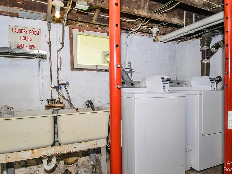 610 S Ashley St #2 — Photo 30
