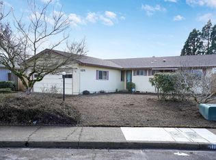 4874 Song Sparrow St NE, Salem, OR 97301