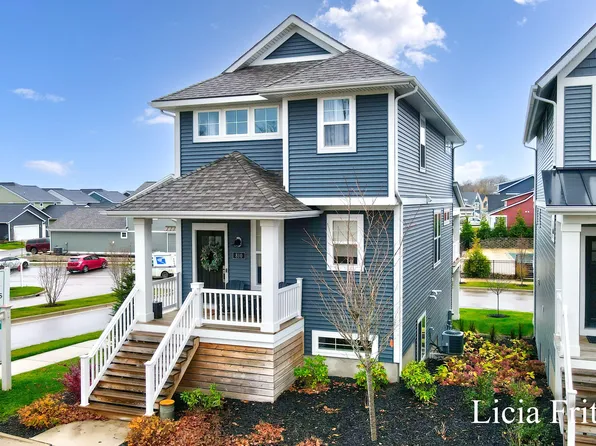 810 S Lake St, Whitehall, MI 49461